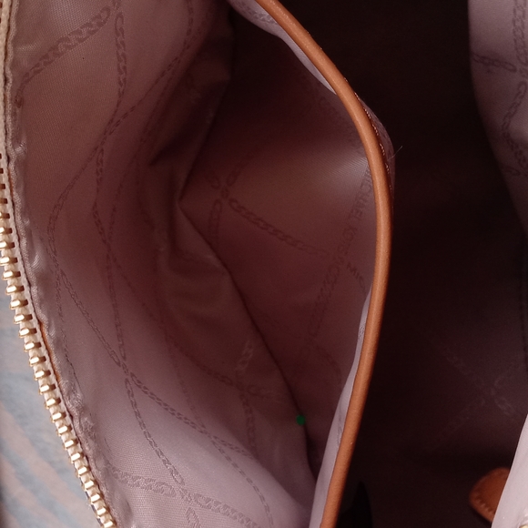 MICHAEL KORS BROWN AND WHITE CROSSBODY PURSE - Picture 12 of 13